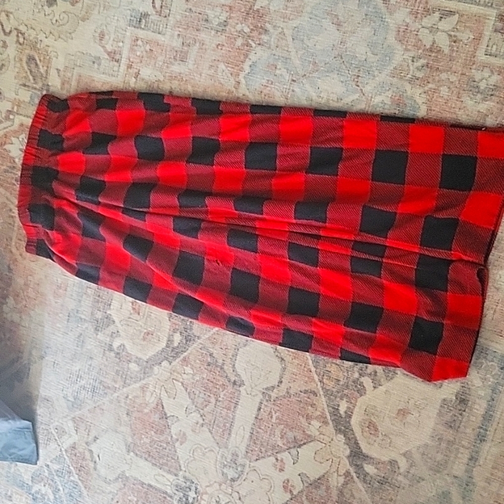 Black and red checker pants( fuzzy )
